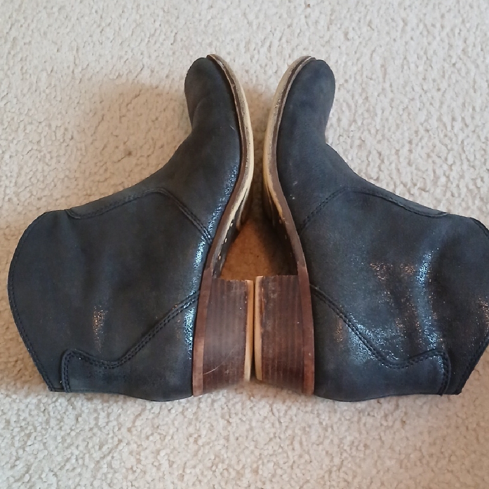Lucky Brand Black Leather Ankle Boots - Picture 6 of 8